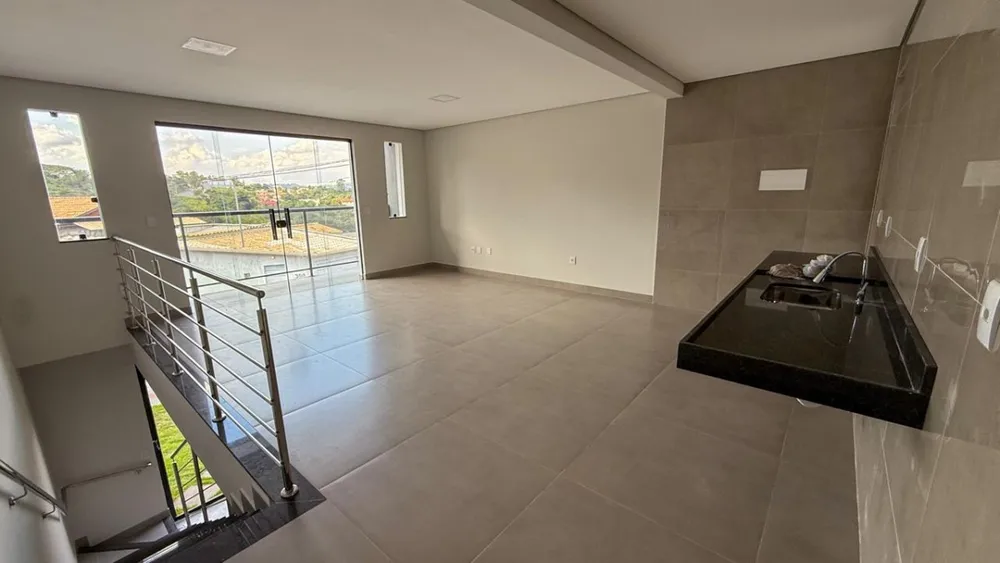 Casa, 3 quartos, 129 m² - Foto 2