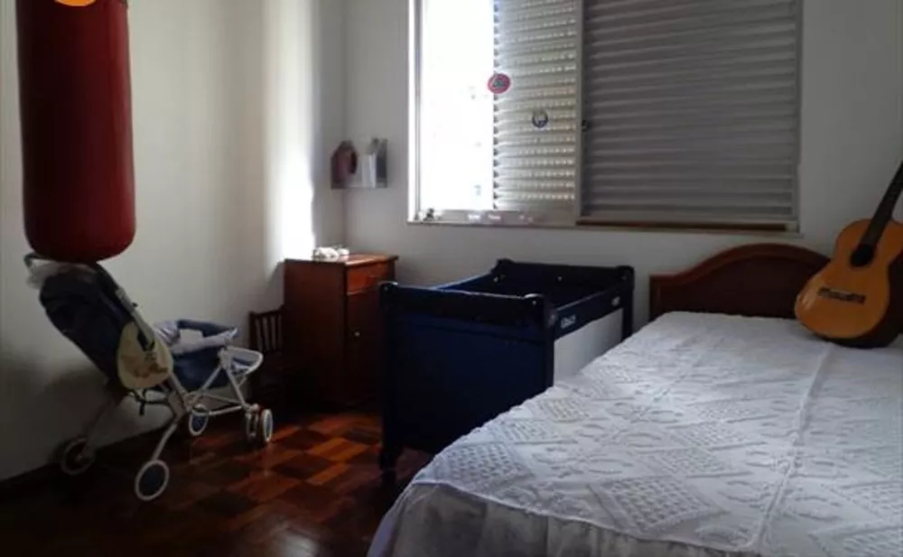 Apartamento à venda com 4 quartos, 140m² - Foto 9