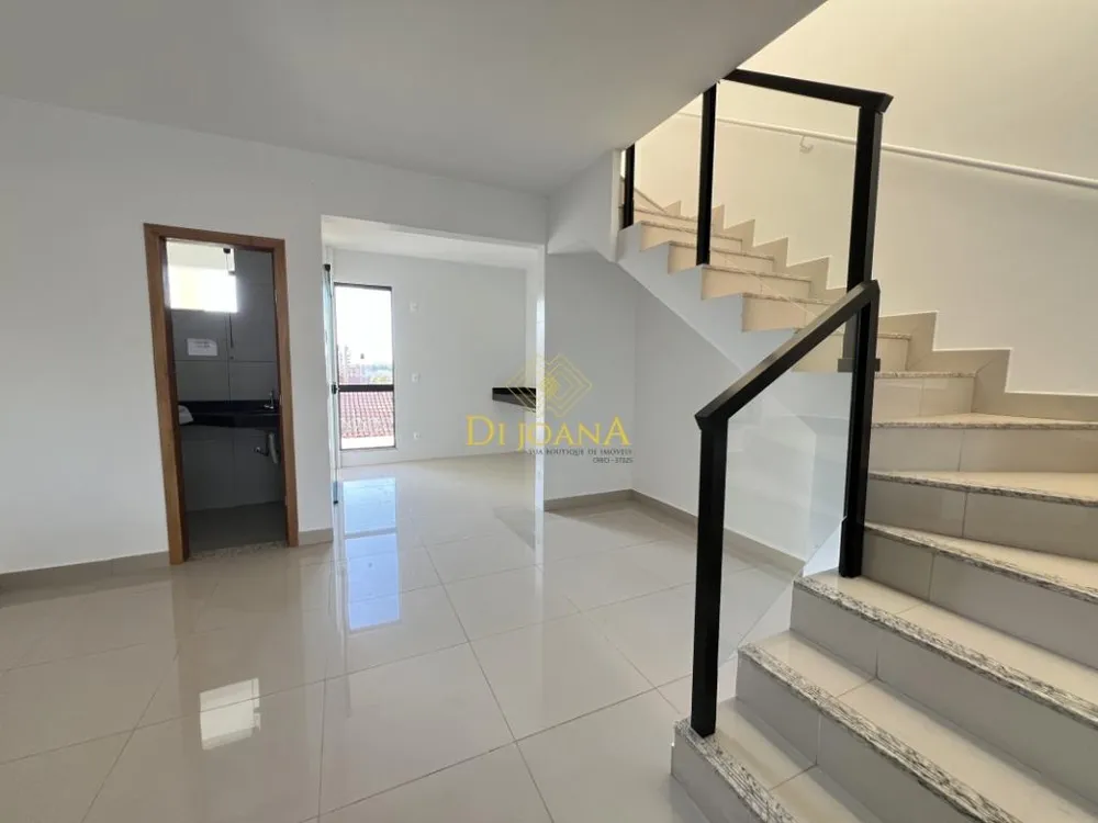 Casa, 3 quartos, 102 m² - Foto 1