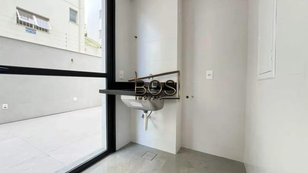 Apartamento, 3 quartos, 218 m² - Foto 1