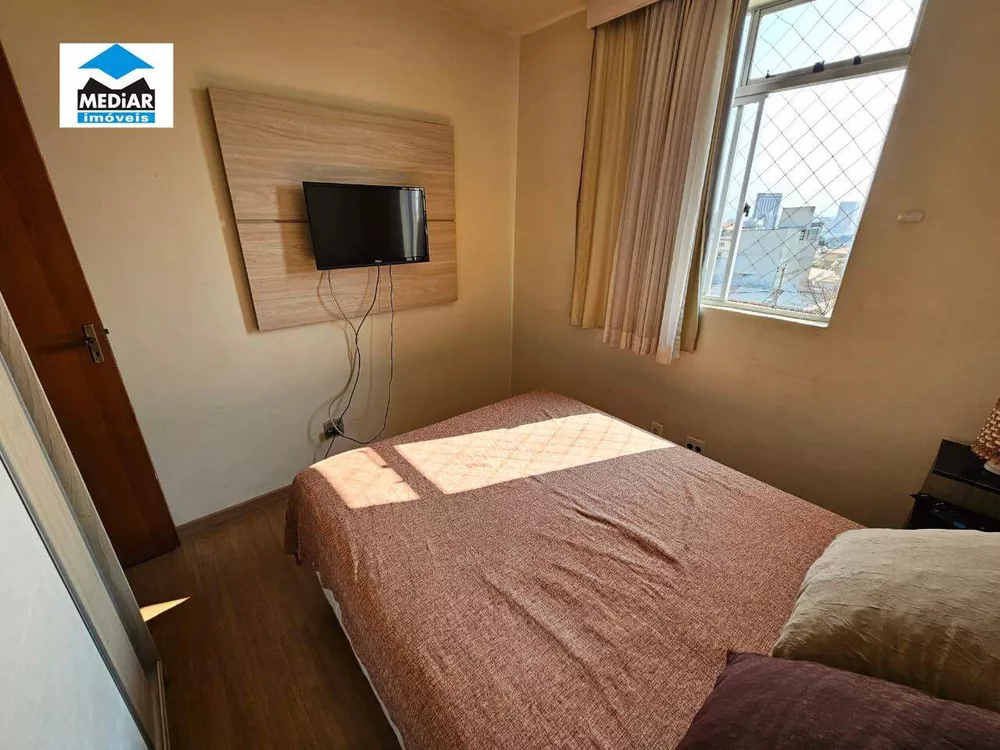 Apartamento à venda com 3 quartos, 65m² - Foto 4