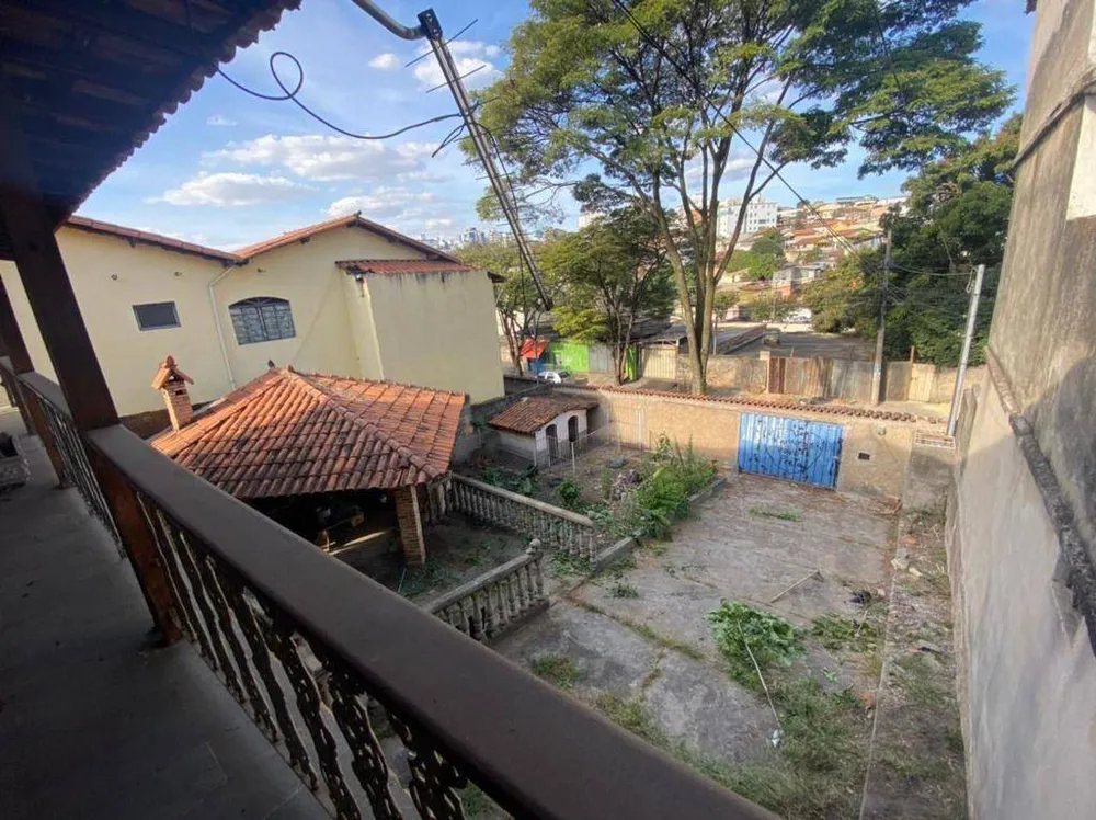 Casa, 3 quartos, 402 m² - Foto 1