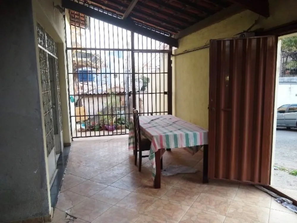 Casa, 6 quartos, 167 m² - Foto 3