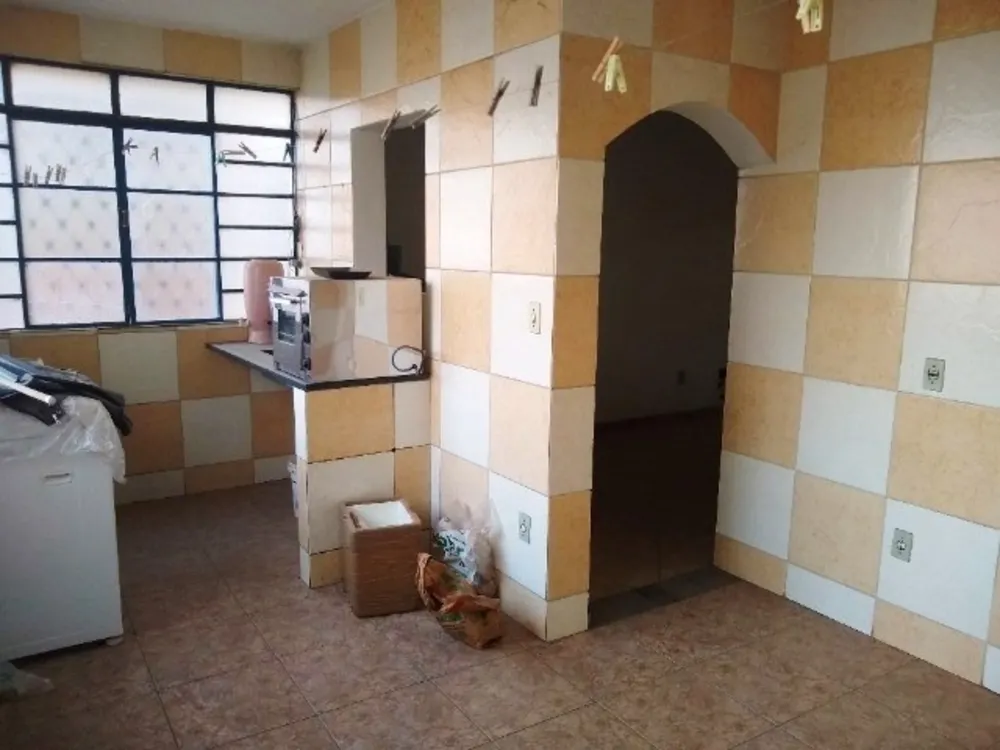 Casa, 6 quartos, 167 m² - Foto 10