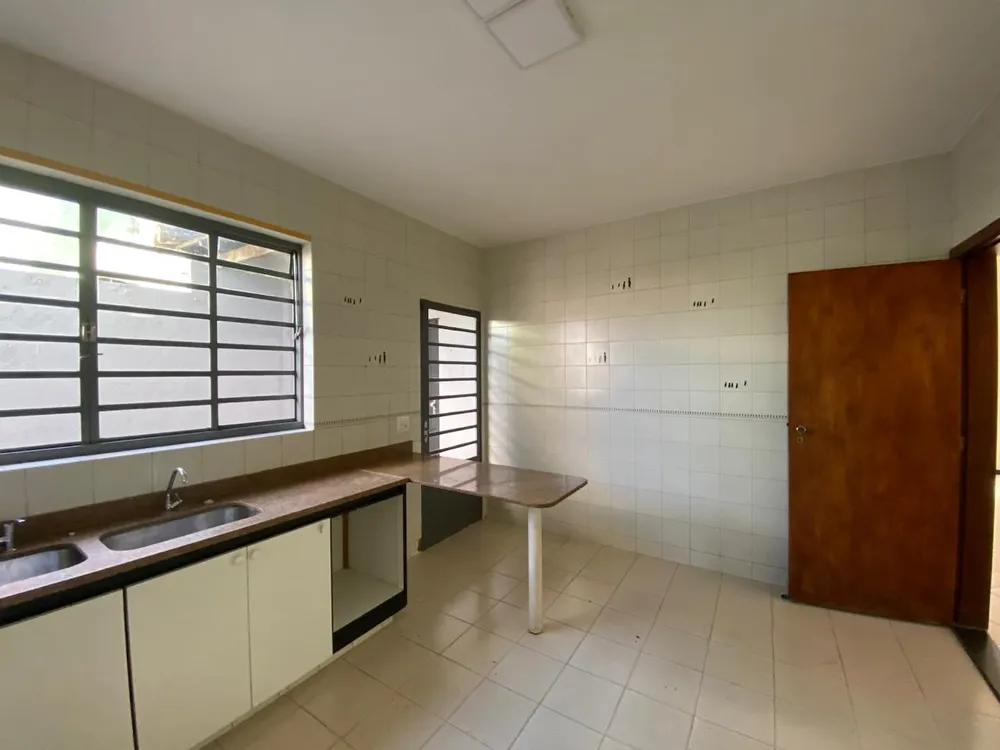 Casa, 4 quartos, 200 m² - Foto 7