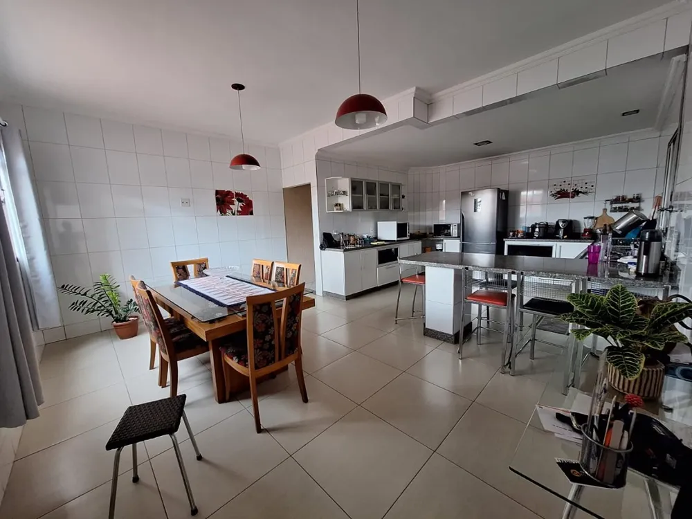 Casa, 5 quartos, 350 m² - Foto 13