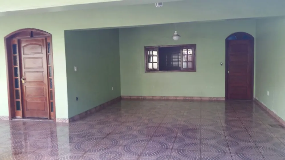 Casa, 3 quartos, 236 m² - Foto 2
