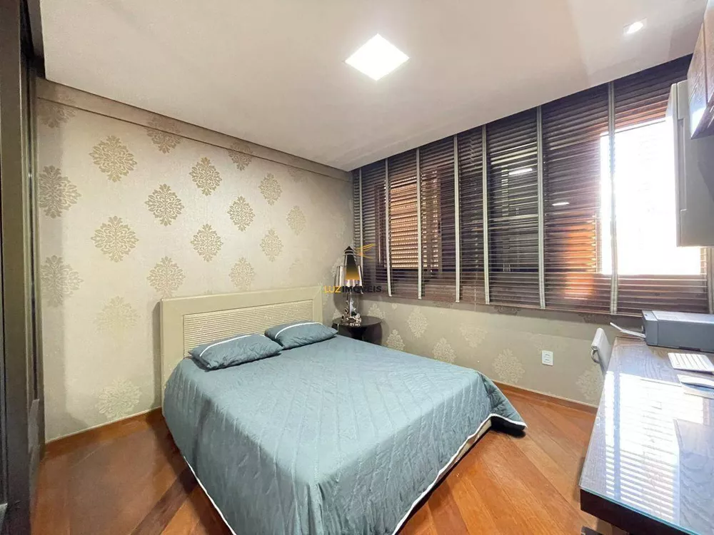 Apartamento à venda com 4 quartos, 276m² - Foto 12