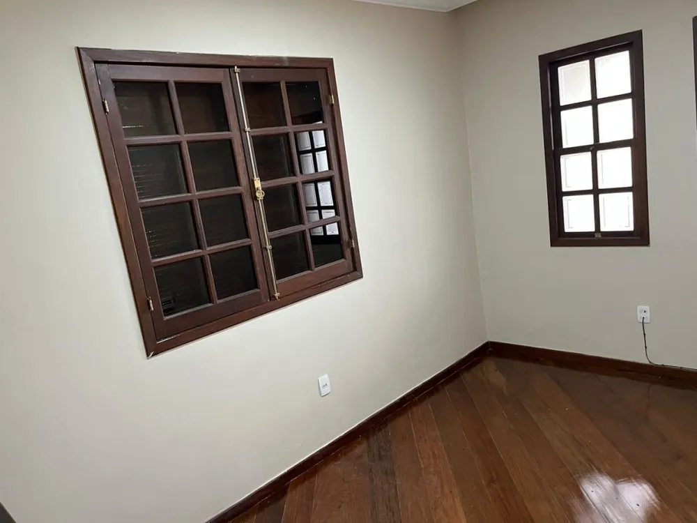 Casa, 5 quartos, 303 m² - Foto 8
