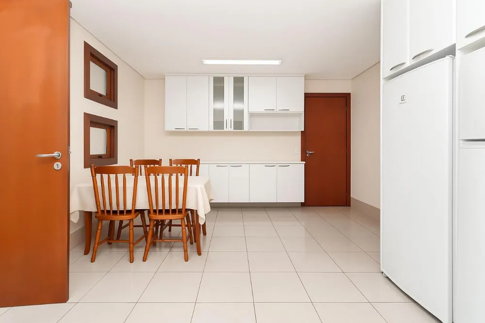 Casa, 4 quartos, 651 m² - Foto 3