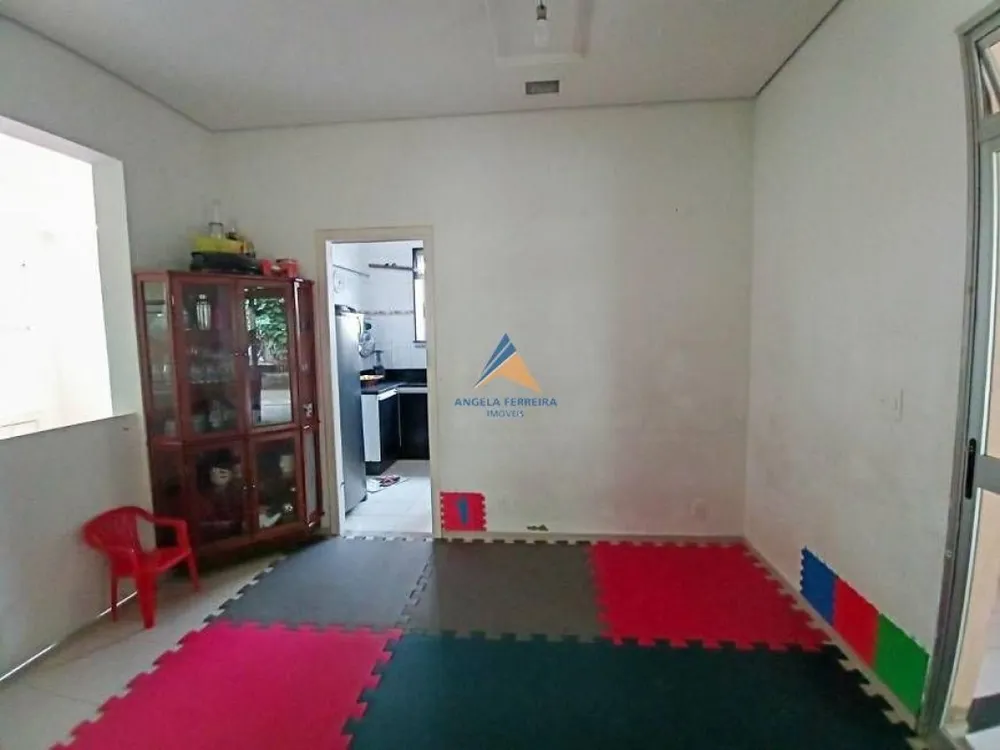 Casa, 3 quartos, 360 m² - Foto 2