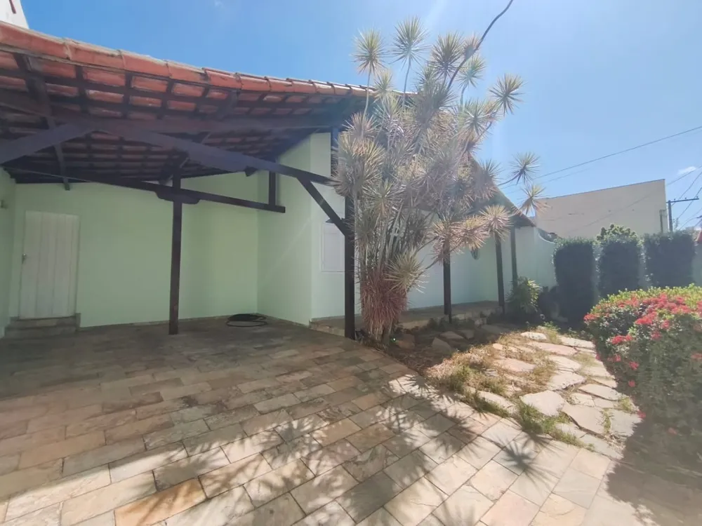 Casa, 5 quartos, 360 m² - Foto 1