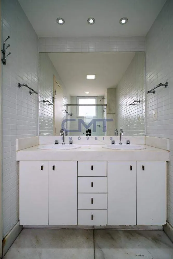 Apartamento, 4 quartos, 195 m² - Foto 13