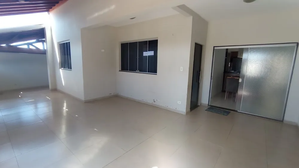 Casa, 3 quartos, 280 m² - Foto 2