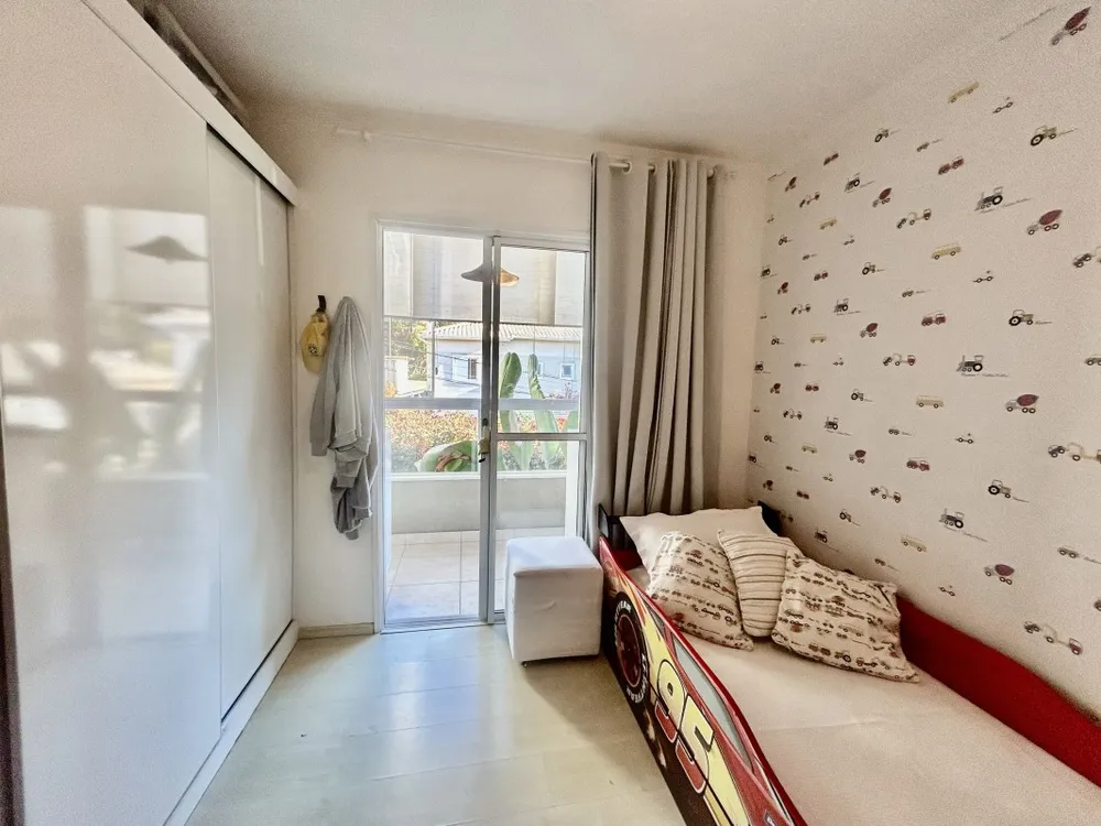 Casa, 6 quartos, 250 m² - Foto 9