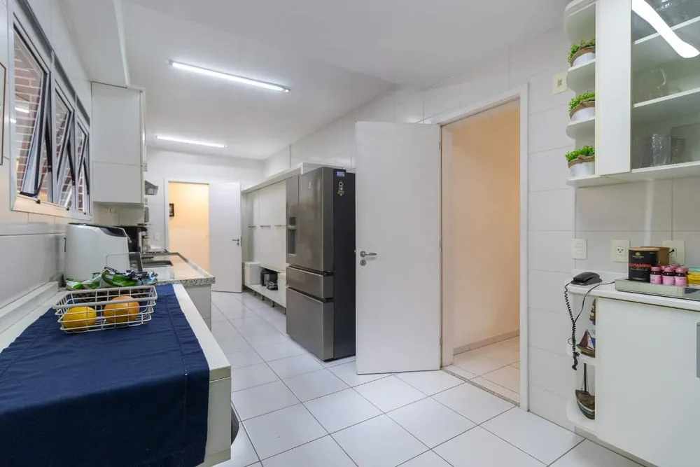 Apartamento, 4 quartos, 211 m² - Foto 1