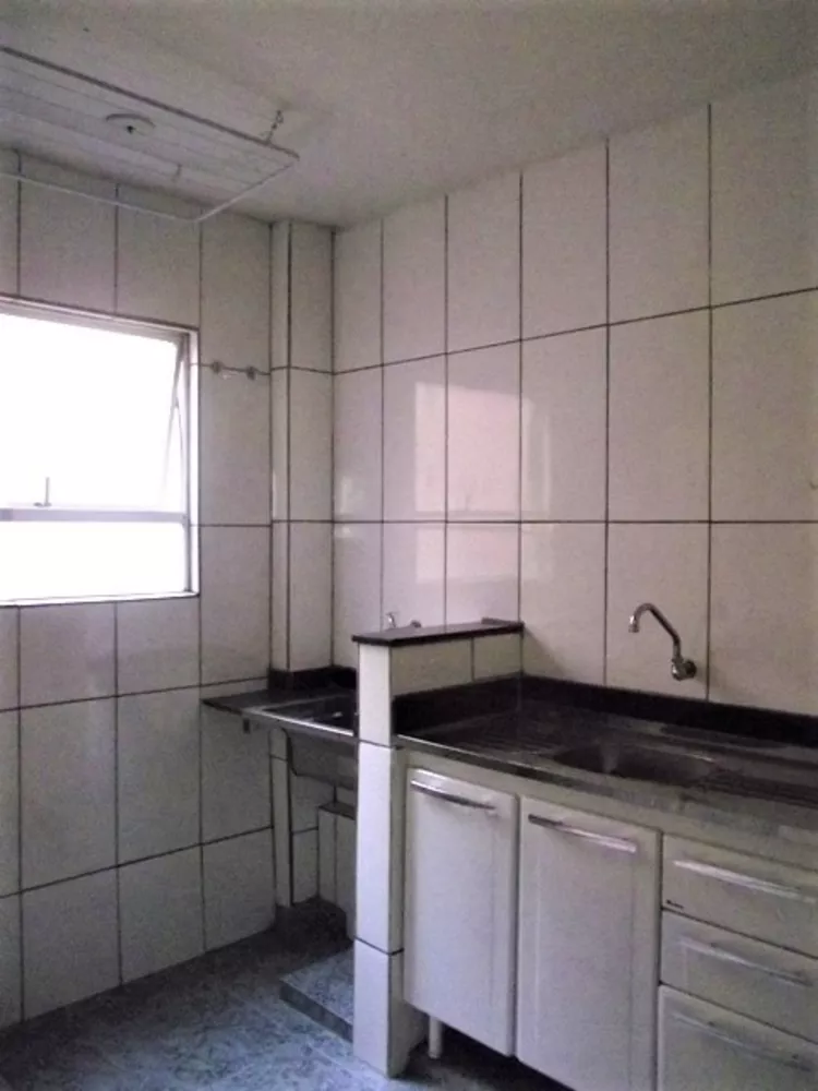 Apartamento à venda com 2 quartos, 45m² - Foto 4