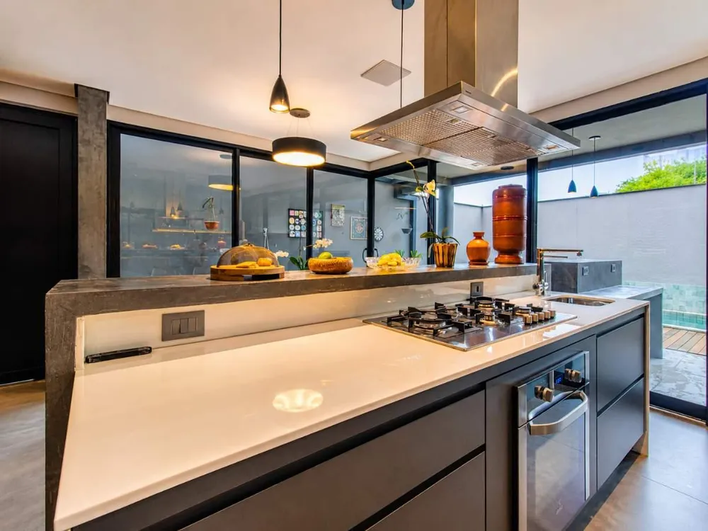 Casa, 4 quartos, 220 m² - Foto 1