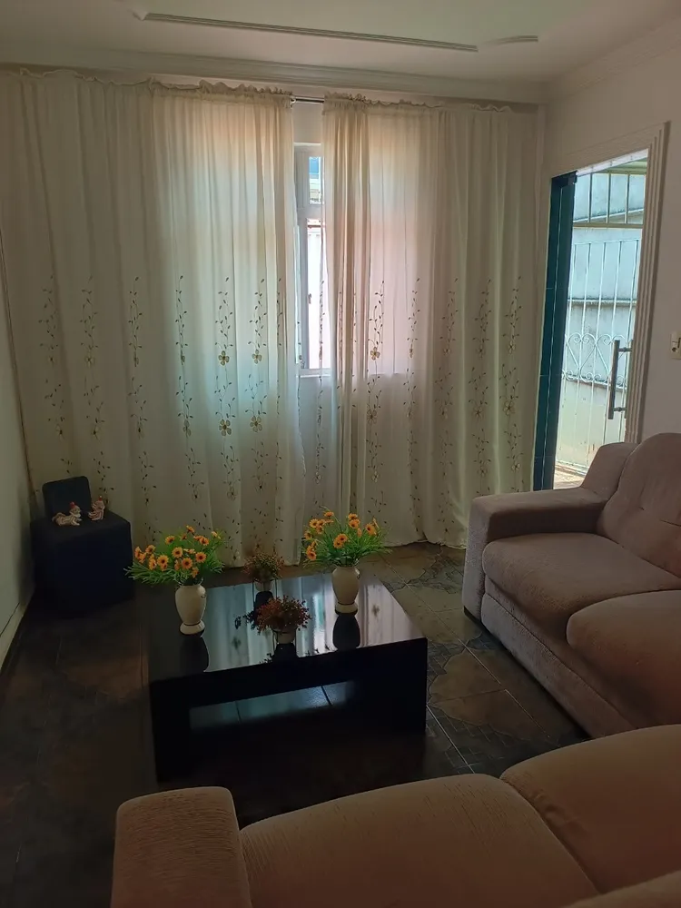 Casa, 3 quartos, 280 m² - Foto 1