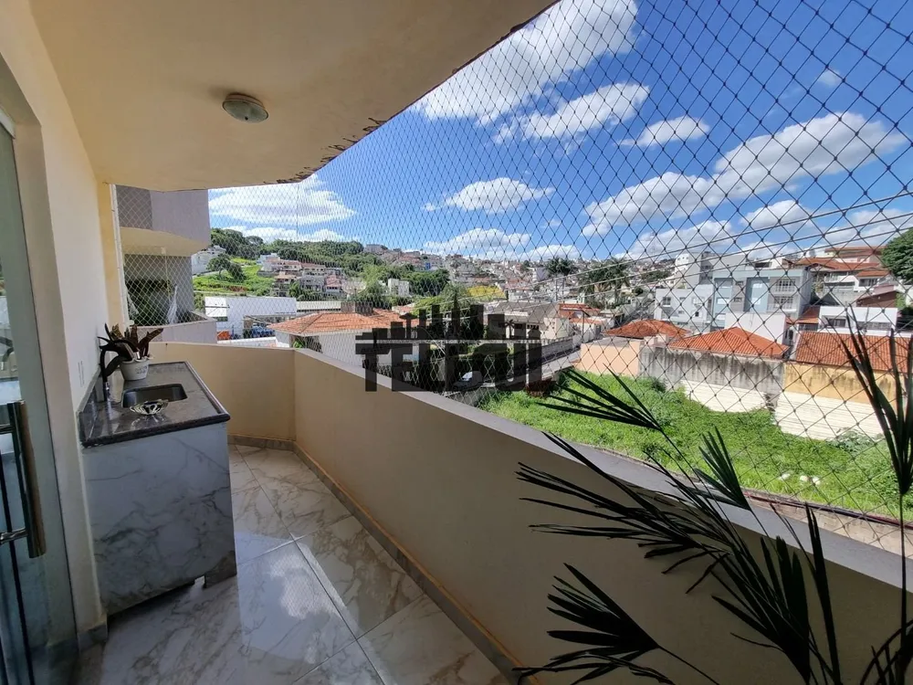 Apartamento, 3 quartos, 137 m² - Foto 2
