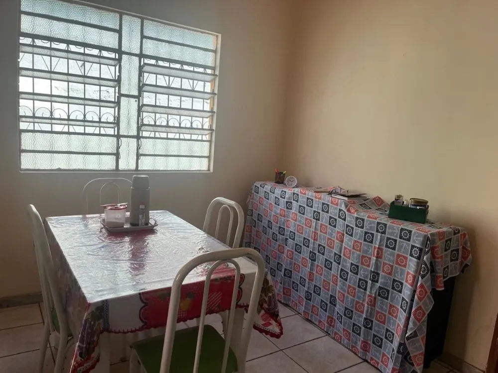 Casa, 3 quartos, 225 m² - Foto 2