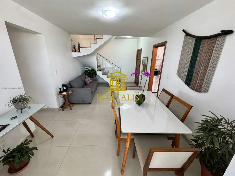 Cobertura, 3 quartos, 130 m² - Foto 1