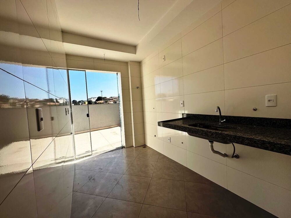 Apartamento à venda com 2 quartos, 85m² - Foto 3