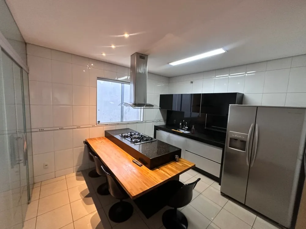 Casa, 3 quartos, 360 m² - Foto 8