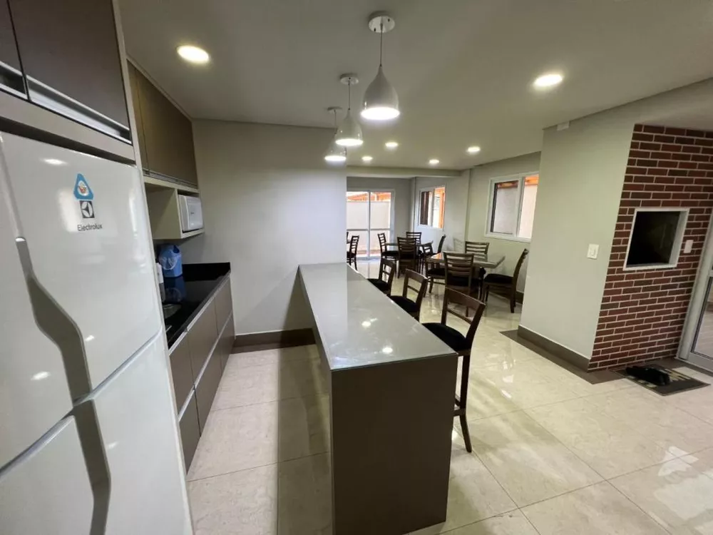 Apartamento para alugar com 2 quartos, 130m² - Foto 5