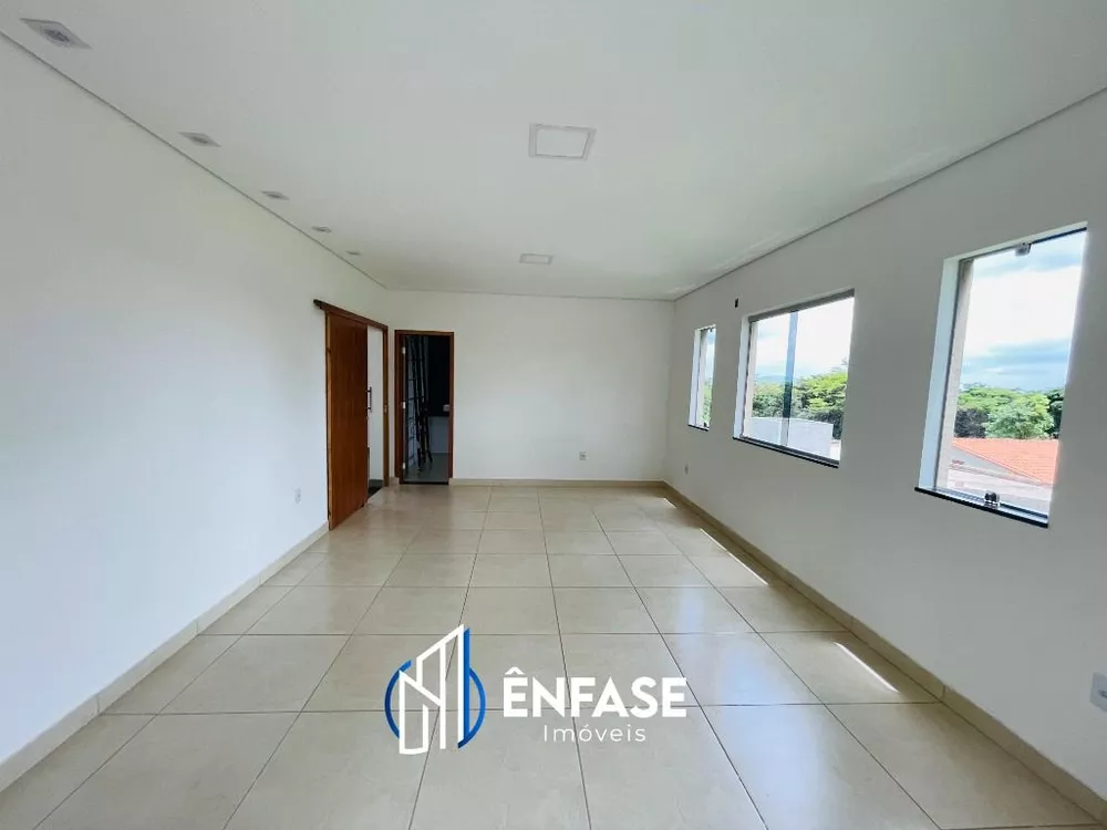 Chácara à venda com 2 quartos, 1005m² - Foto 3