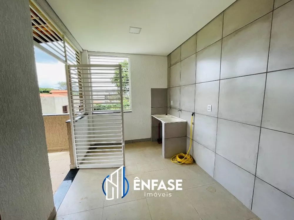 Chácara à venda com 2 quartos, 1005m² - Foto 25