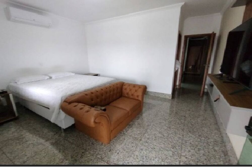 Casa à venda com 3 quartos, 108m² - Foto 4