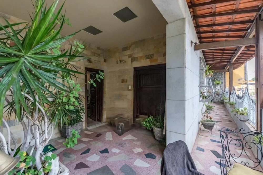 Casa, 5 quartos, 250 m² - Foto 4