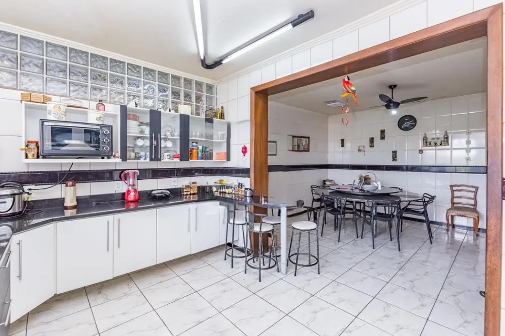 Casa, 5 quartos, 250 m² - Foto 7