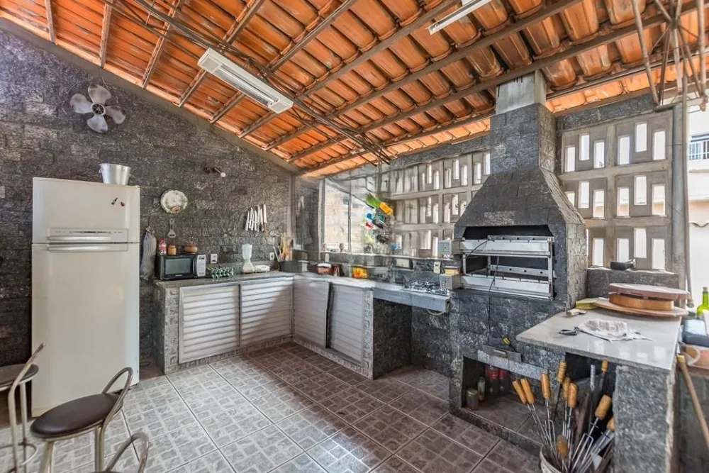 Casa, 5 quartos, 250 m² - Foto 18