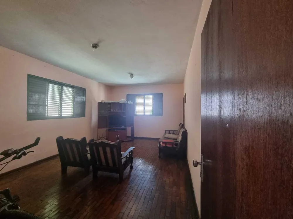 Casa, 3 quartos, 400 m² - Foto 1