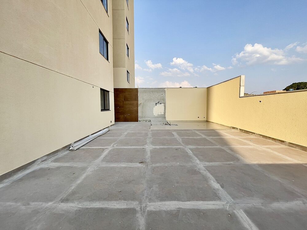 Apartamento à venda com 2 quartos, 120m² - Foto 2