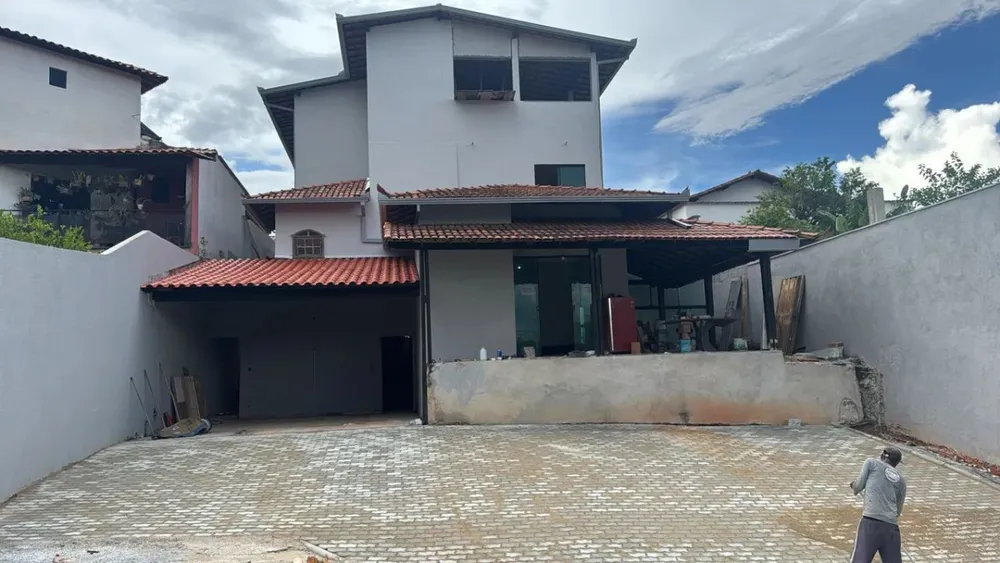 Casa, 5 quartos, 840 m² - Foto 1