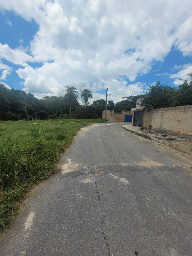 Terreno, 180 m² - Foto 1