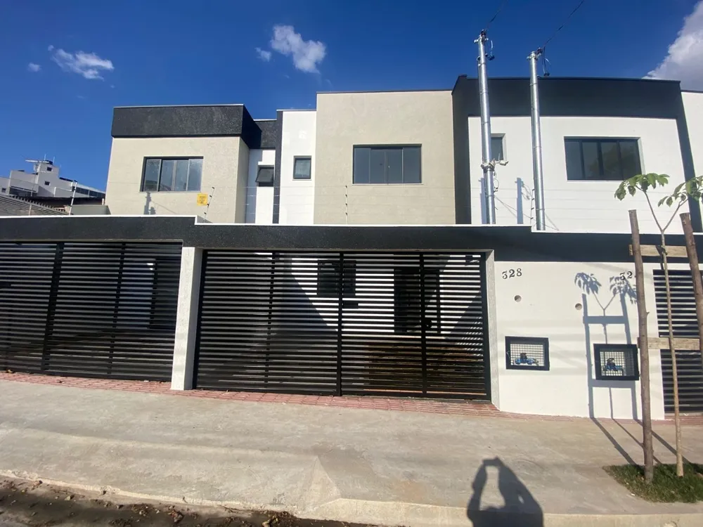 Casa, 3 quartos, 92 m² - Foto 1