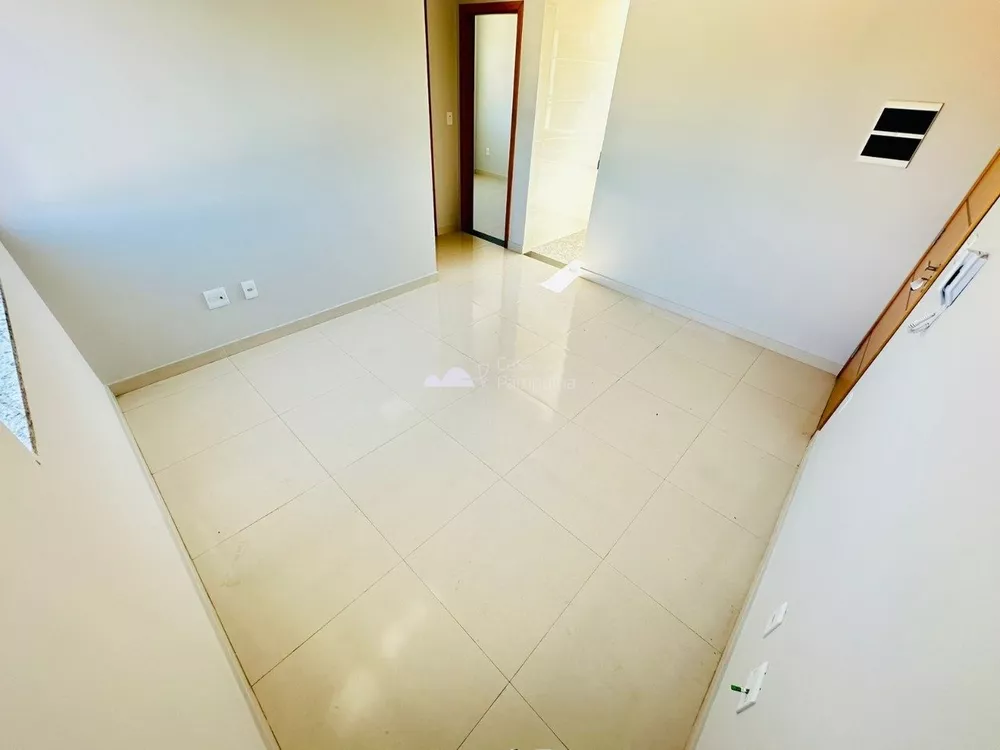 Apartamento à venda com 2 quartos, 60m² - Foto 3