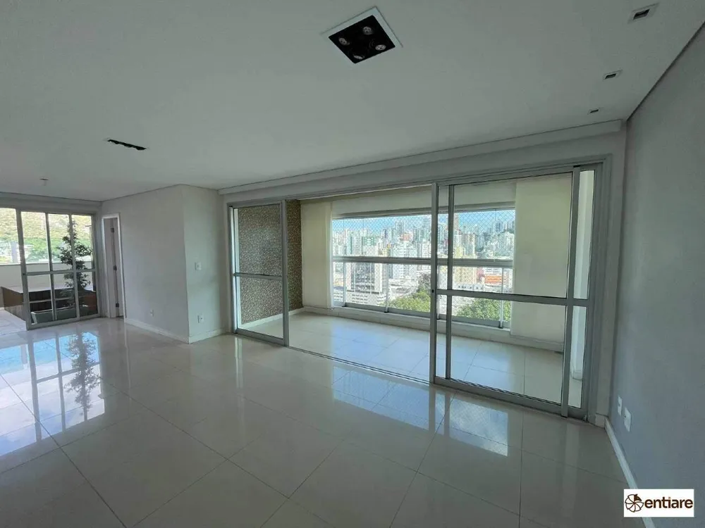 Cobertura, 4 quartos, 235 m² - Foto 1