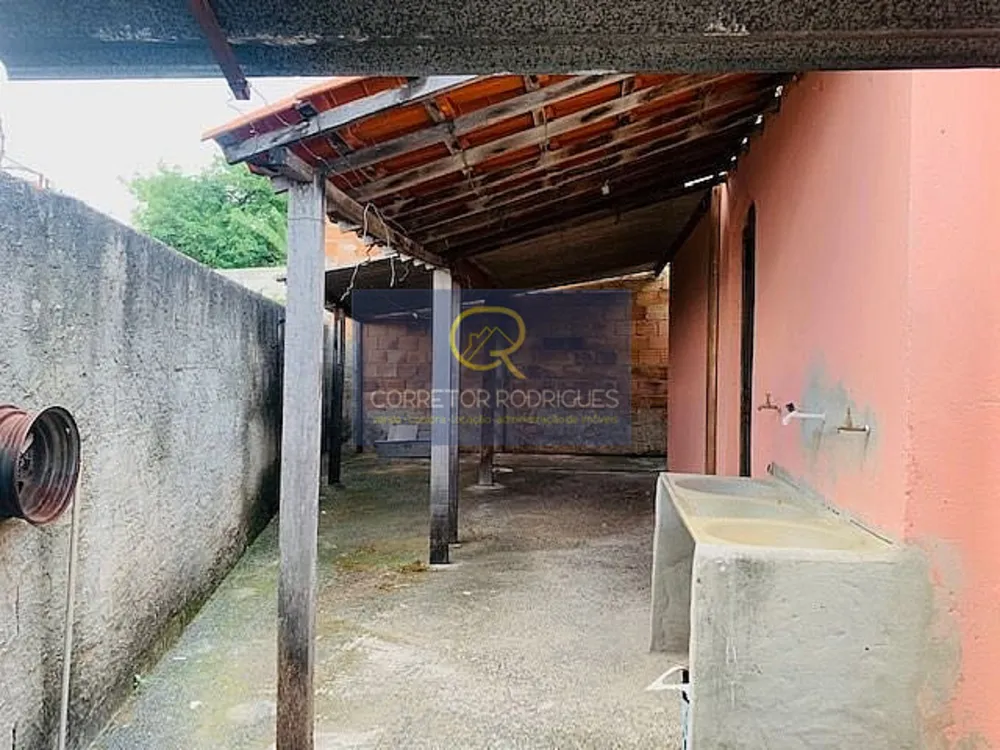 Casa, 2 quartos, 180 m² - Foto 1