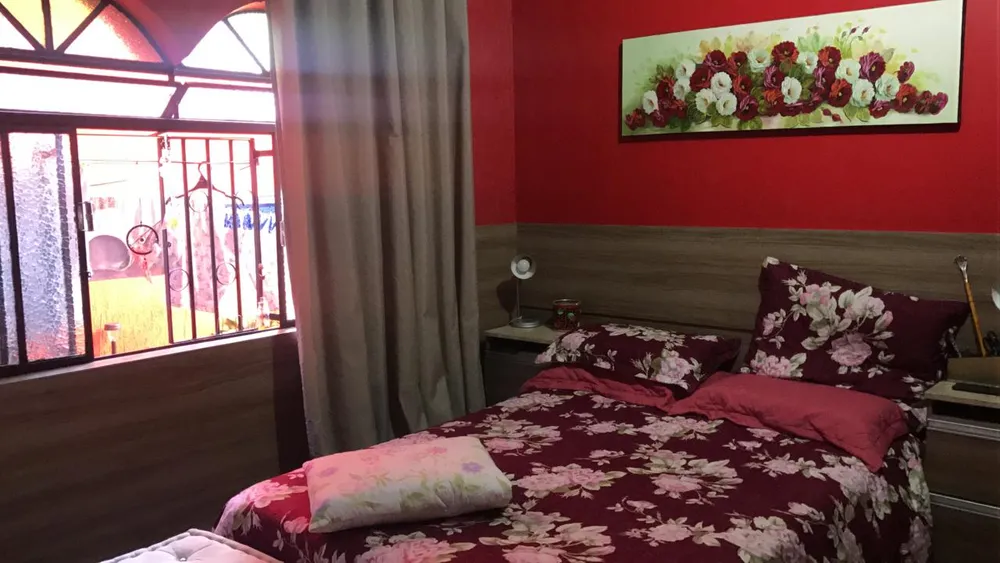 Casa, 5 quartos, 300 m² - Foto 1