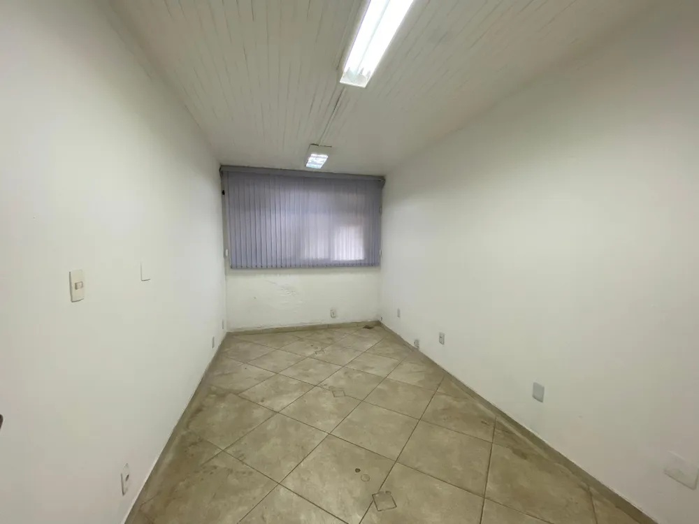 Casa, 5 quartos, 1700 m² - Foto 8