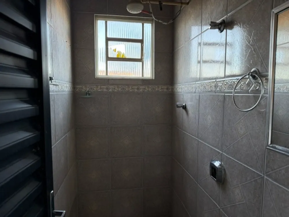 Casa, 3 quartos, 200 m² - Foto 2