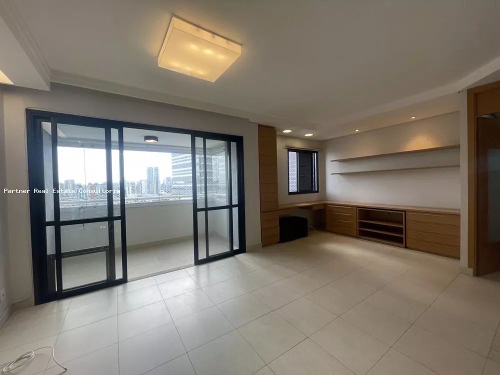 Apartamento à venda com 2 quartos, 97m² - Foto 1