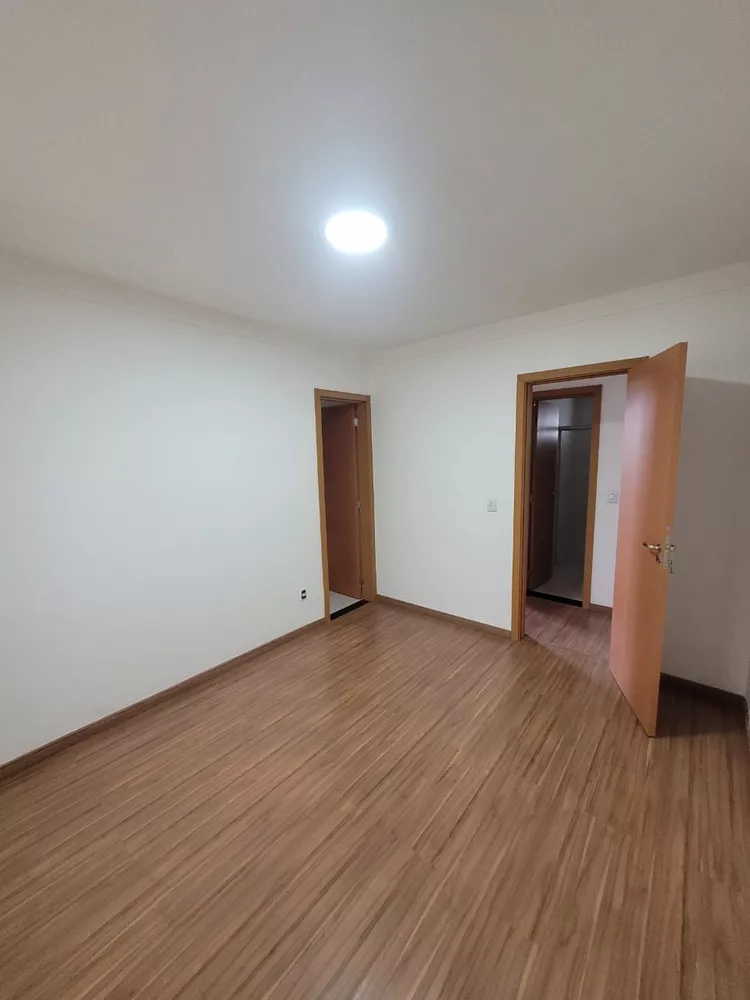 Apartamento à venda com 2 quartos, 32m² - Foto 10