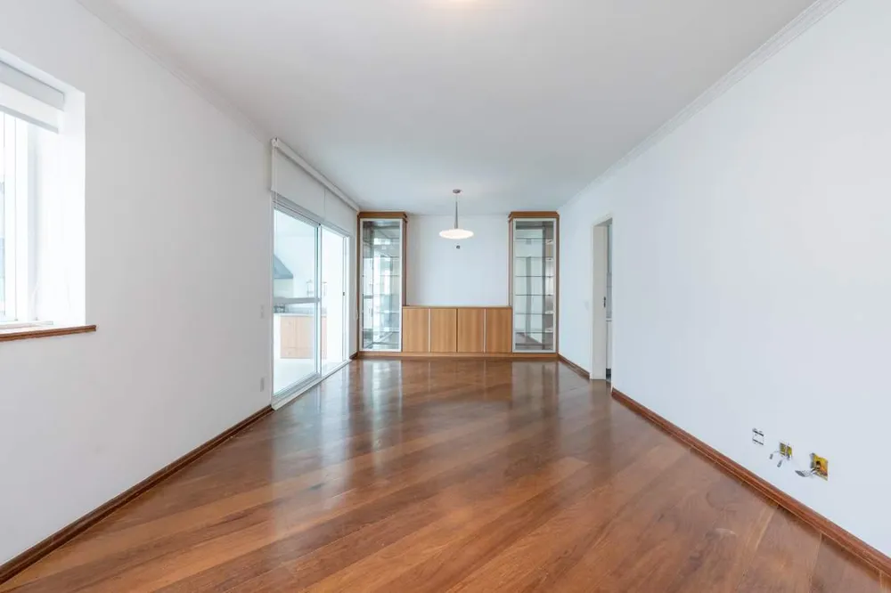 Apartamento, 3 quartos, 154 m² - Foto 2