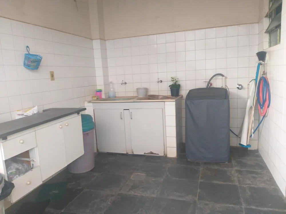 Casa, 6 quartos, 360 m² - Foto 1
